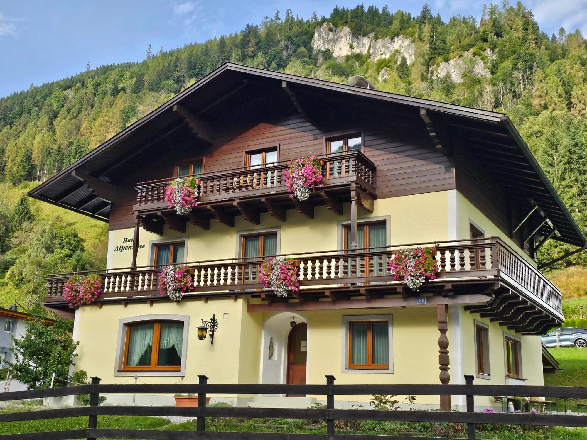 Ferienhaus Alpenrose Fusch an der Glocknerstraße Екстериор снимка